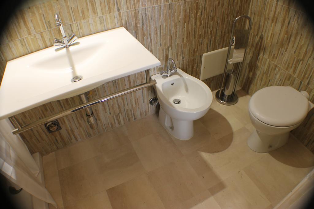 Antica Galateo Bed & Breakfast Lecce Luaran gambar
