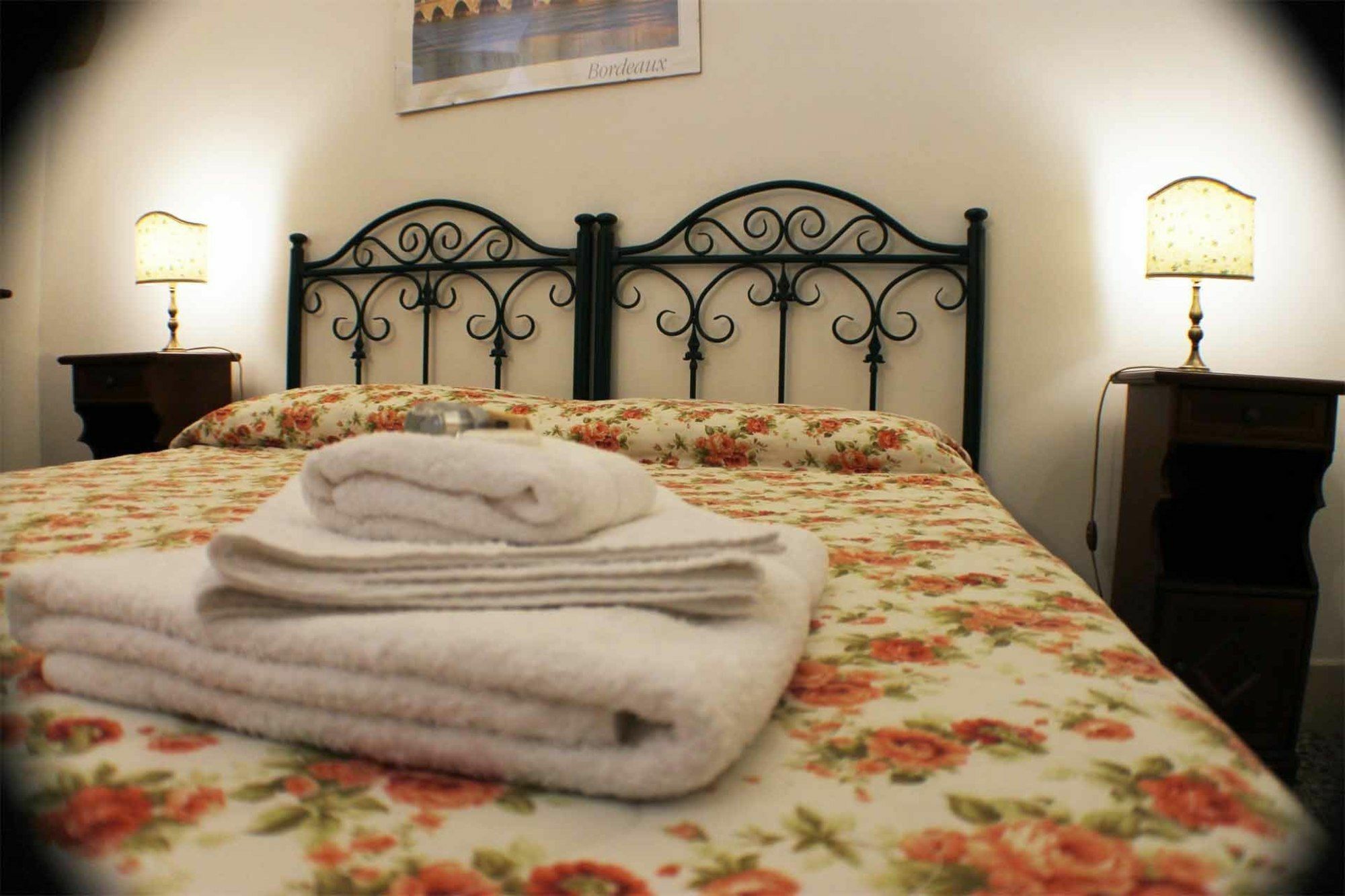Antica Galateo Bed & Breakfast Lecce Luaran gambar